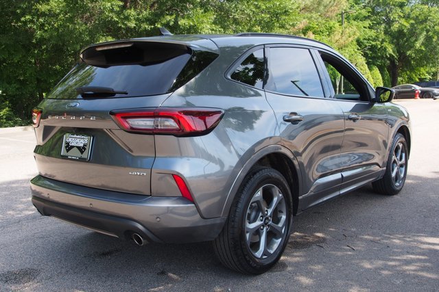 Certified 2023 Ford Escape ST-Line Select w/ Tech Pack #1 AWD/4WD image 5