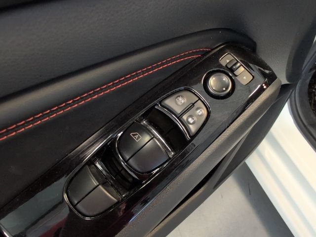 Used 2023 Nissan Altima 2.5 SR AWD/4WD image 15