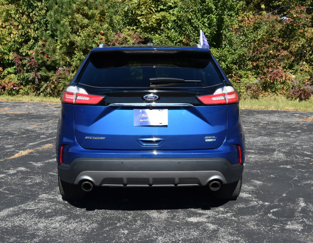 Certified 2020 Ford Edge SEL w/ Convenience Package AWD/4WD image 4