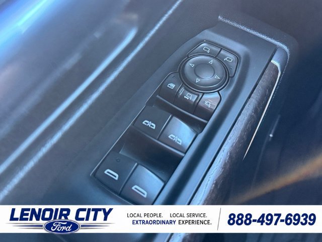 Used 2023 GMC Sierra 2500 Denali w/ Denali Ultimate Package AWD/4WD image 29