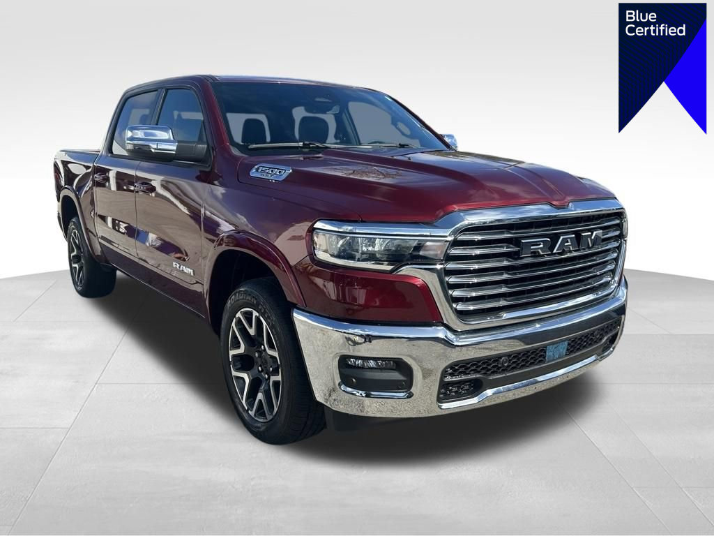 Used 2025 RAM 1500 Laramie AWD/4WD image 1