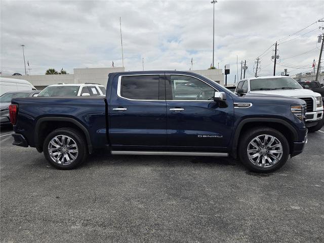 Used 2022 GMC Sierra 1500 Denali w/ Denali Reserve Package RWD image 4