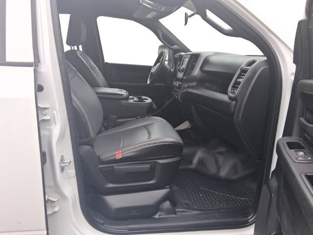 Used 2024 RAM 2500 Tradesman w/ Chrome Appearance Group AWD/4WD image 15