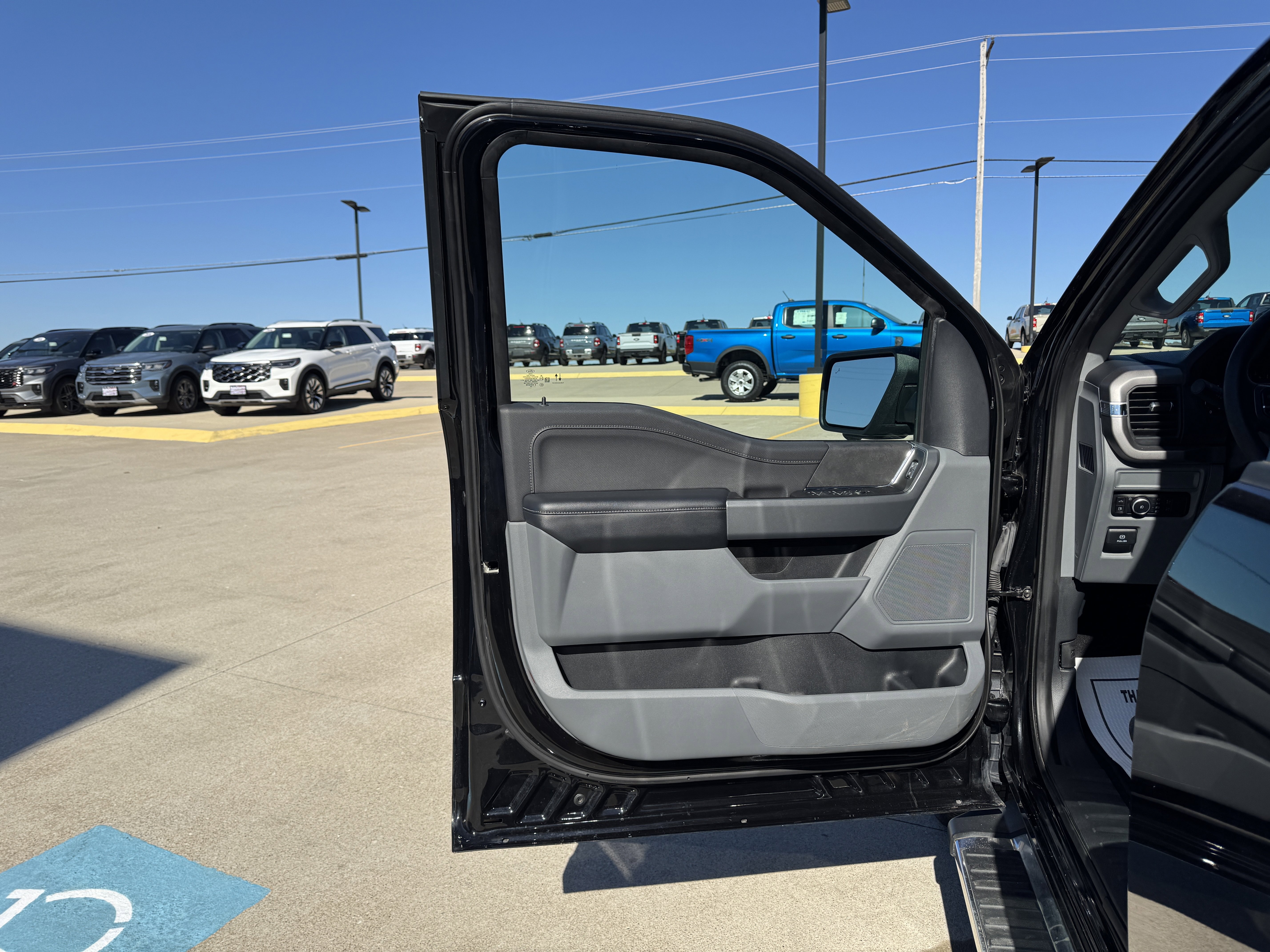 Certified 2024 Ford F150 XLT w/ Mobile Office Package image 7