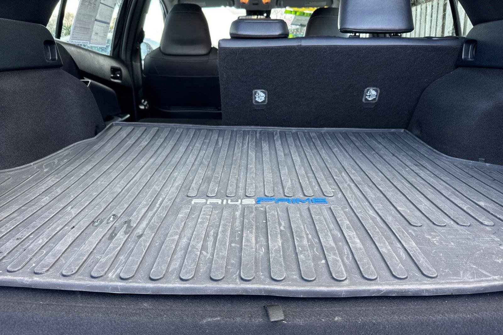 Used 2022 Toyota Prius Prime Limited image 19