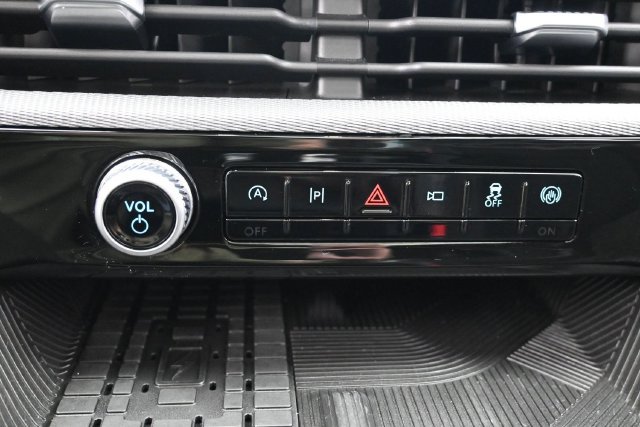 Certified 2025 Ford Explorer ST AWD/4WD image 25