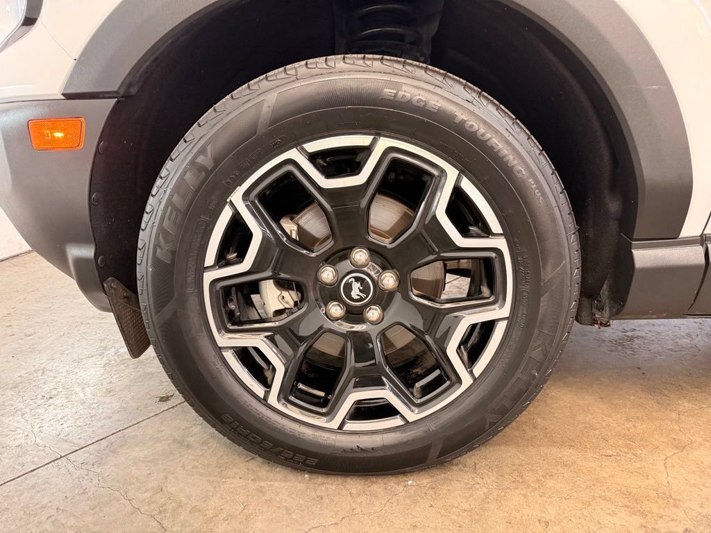 Certified 2025 Ford Bronco Sport Outer Banks AWD/4WD image 14