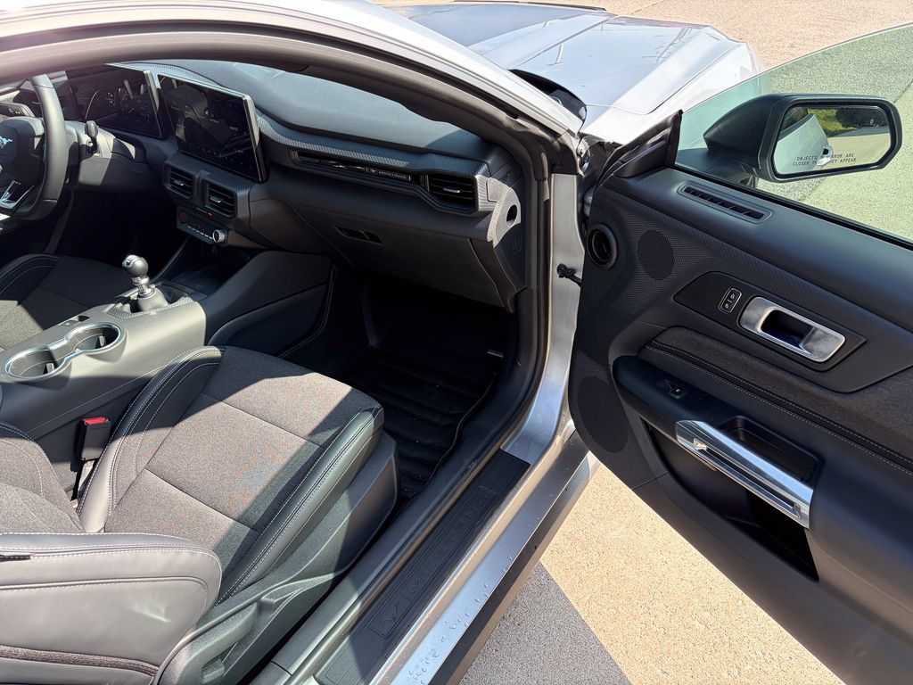 Certified 2025 Ford Mustang GT RWD image 18