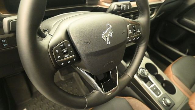 Certified 2025 Ford Bronco Sport Outer Banks AWD/4WD image 15