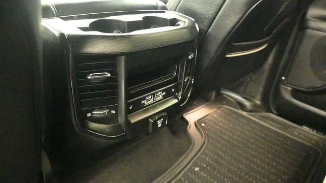Used 2022 RAM 1500 Limited w/ Body Color Bumper Group AWD/4WD image 13