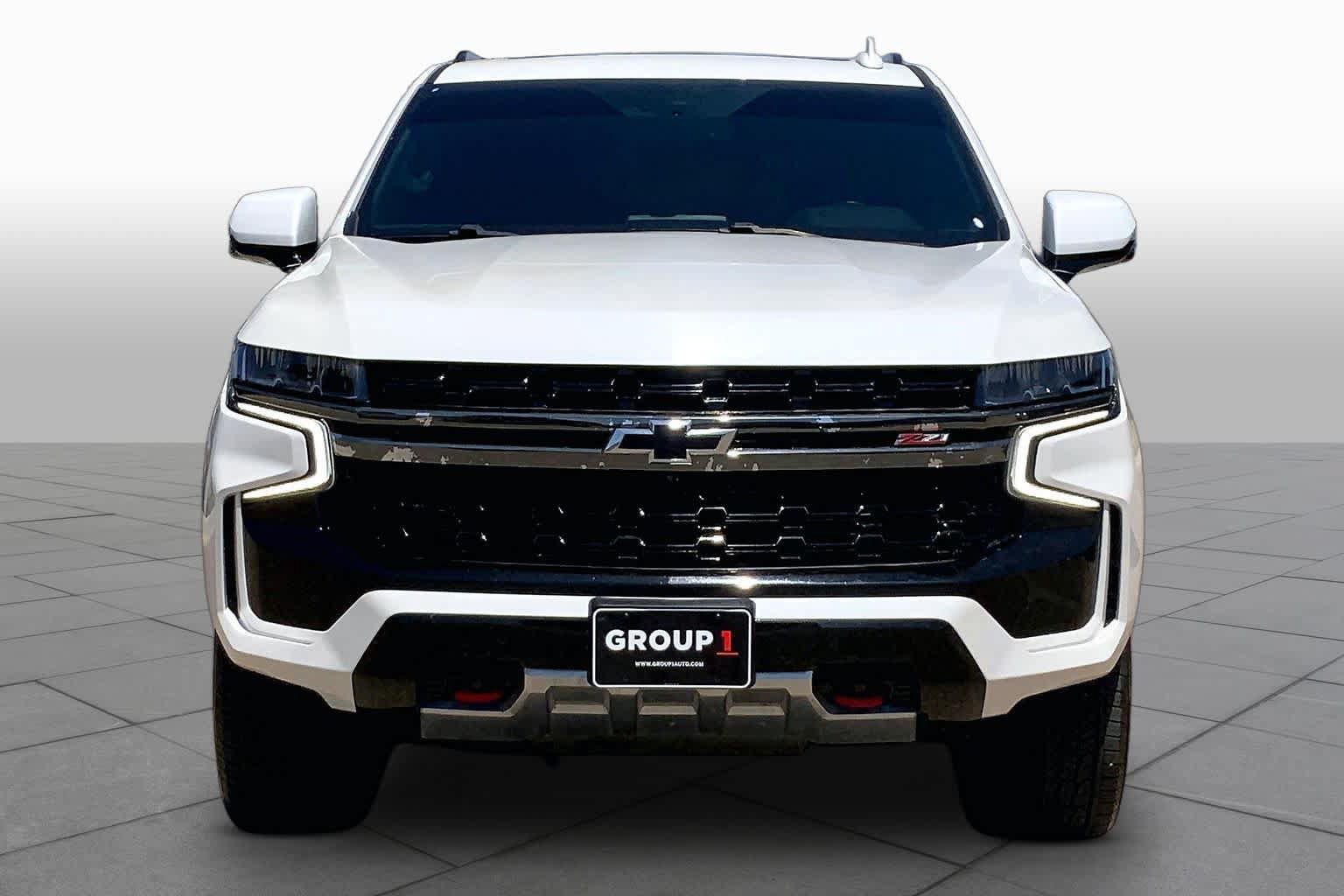 Used 2022 Chevrolet Tahoe Z71 w/ Luxury Package AWD/4WD image 4
