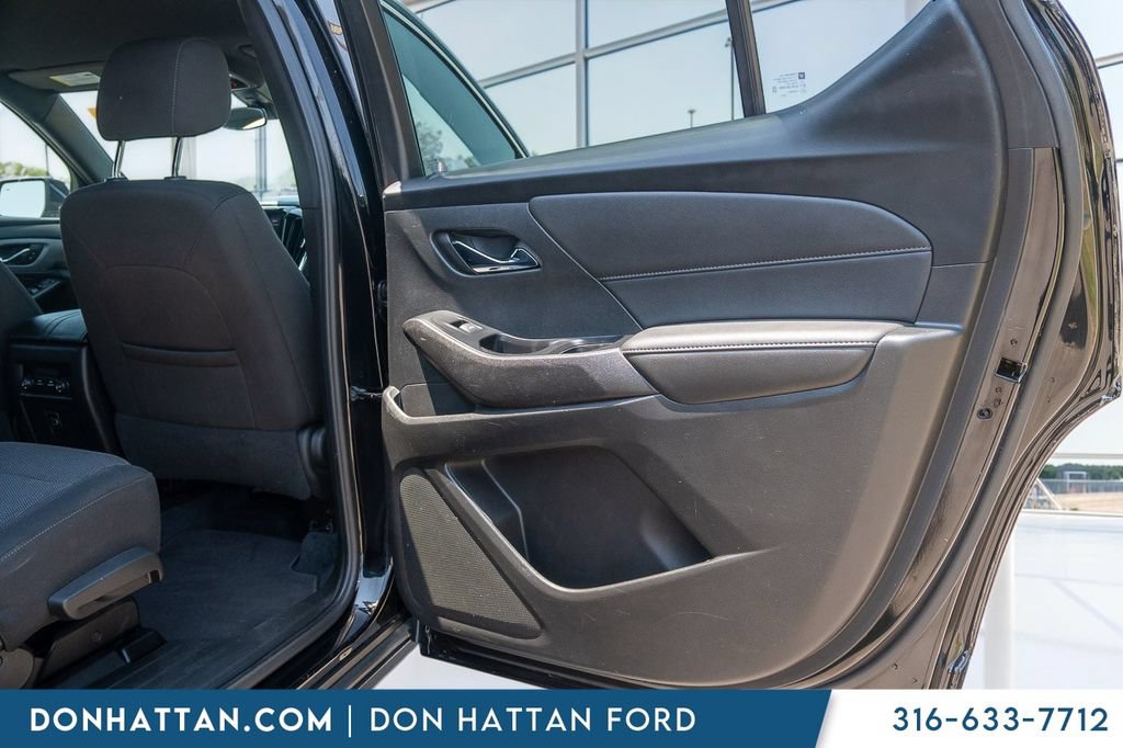 Used 2023 Chevrolet Traverse LT AWD/4WD image 25