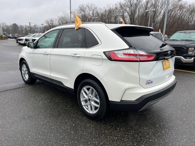 Certified 2023 Ford Edge SEL w/ Convenience Package AWD/4WD image 3