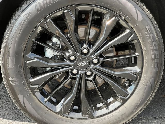 Certified 2024 Ford Escape ST-Line Elite w/ Premium Technology Package image 14