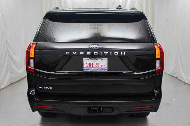 Certified 2025 Ford Expedition Active AWD/4WD image 8