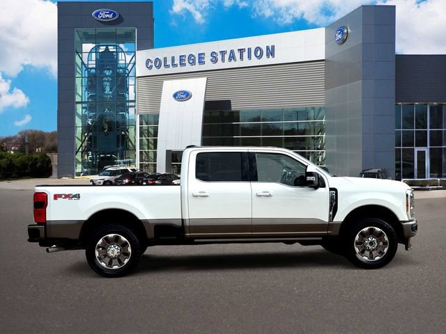 Certified 2023 Ford F250 King Ranch w/ FX4 Off-Road Package image 4