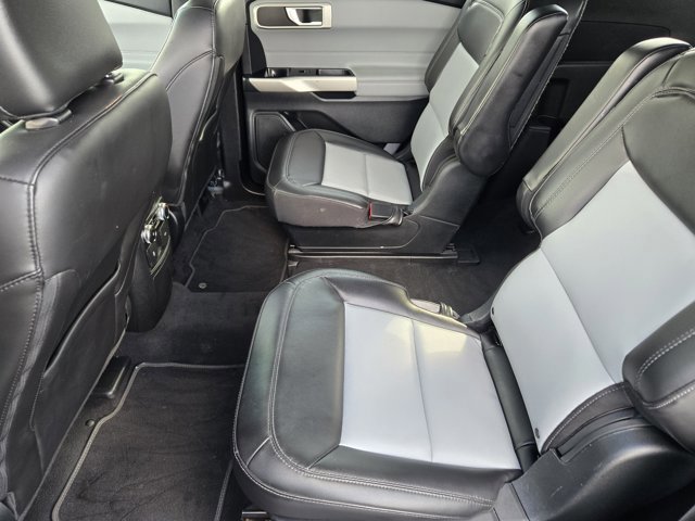 Certified 2022 Ford Explorer XLT w/ Equipment Group 202A image 29