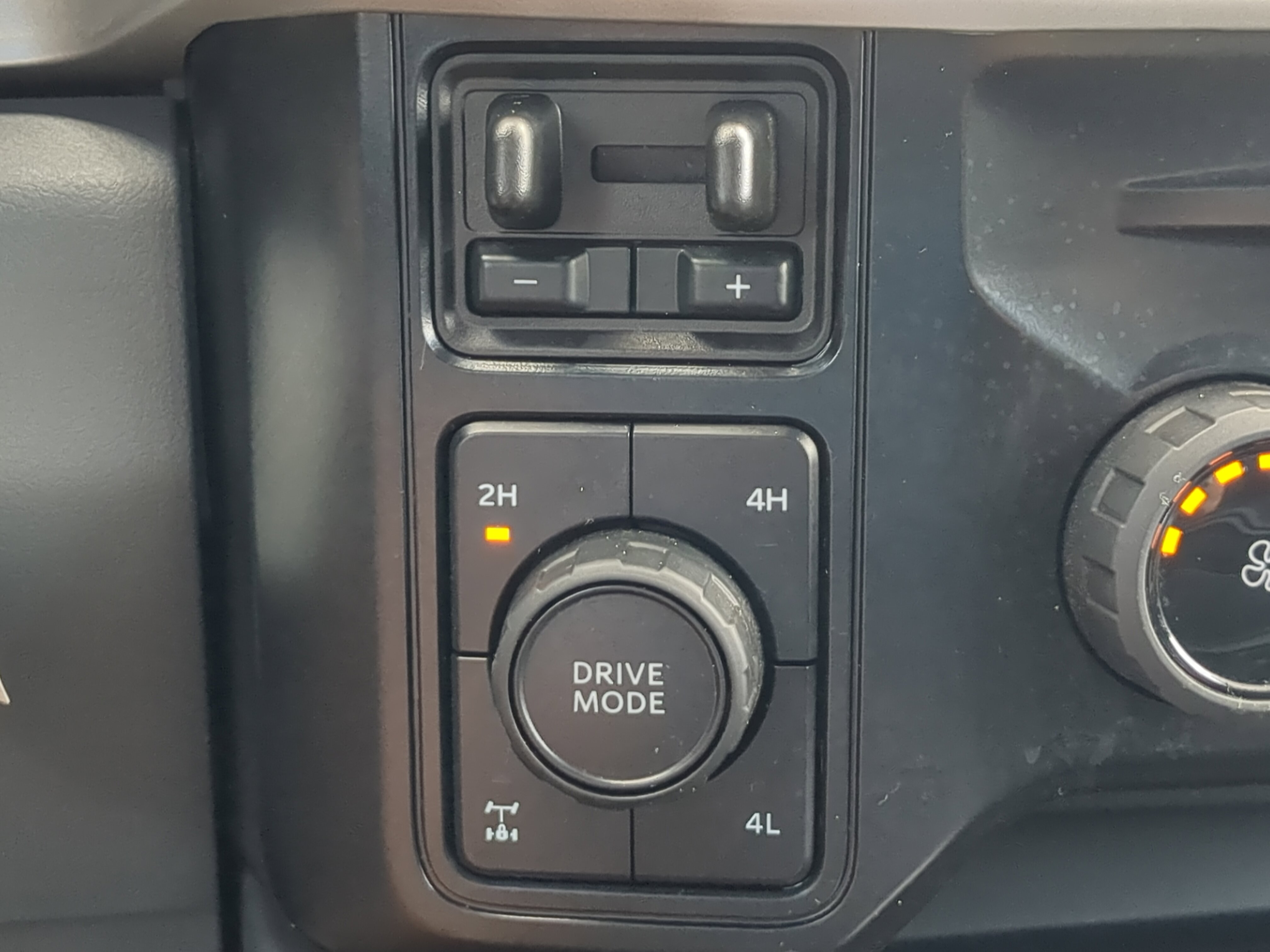 Certified 2025 Ford F250 XLT AWD/4WD image 20