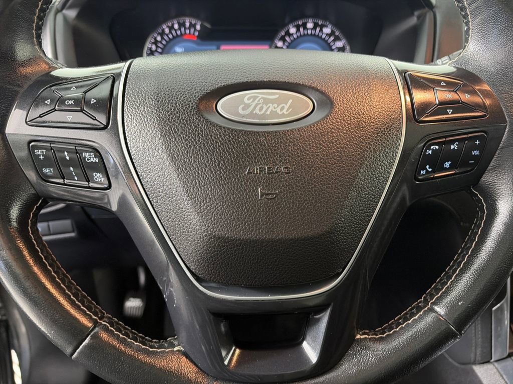 Certified 2017 Ford Explorer Platinum AWD/4WD image 16