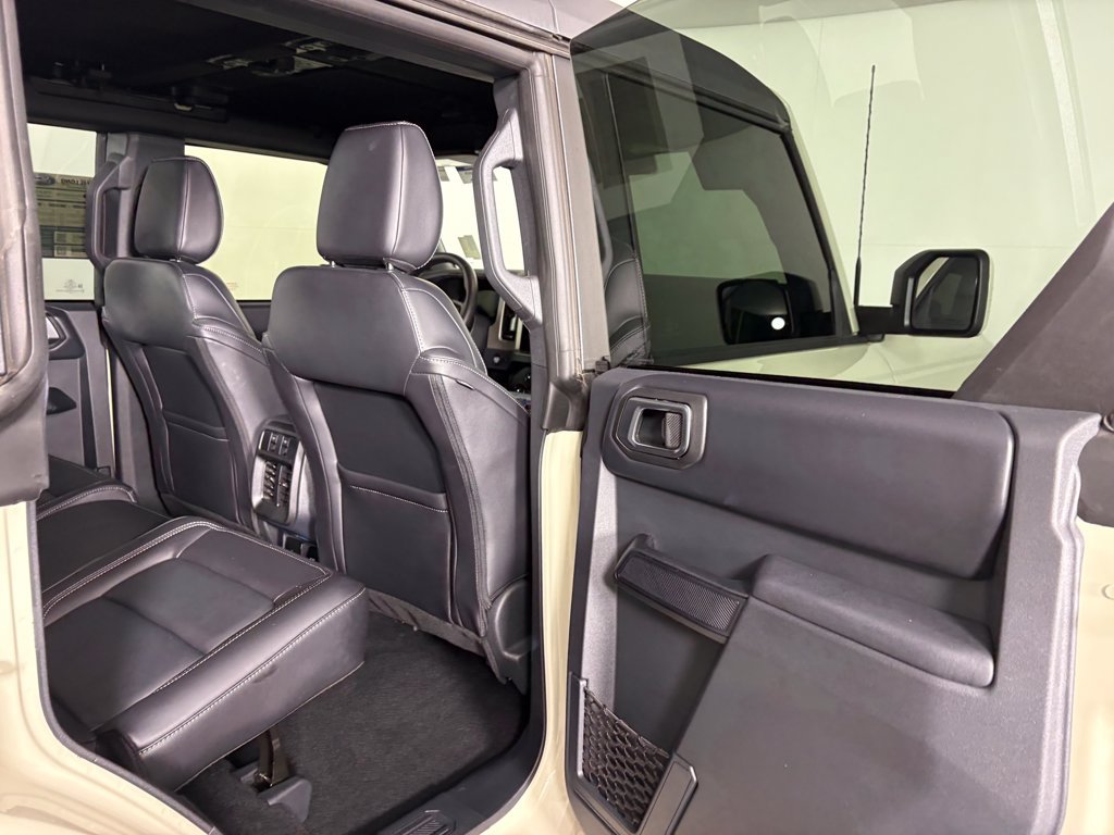 Certified 2026 Ford Bronco Outer Banks w/ Sasquatch Package AWD/4WD image 33