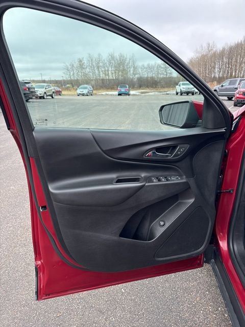 Used 2019 Chevrolet Equinox LT image 15