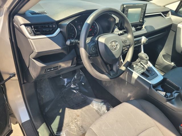 Used 2019 Toyota RAV4 XLE AWD/4WD image 12