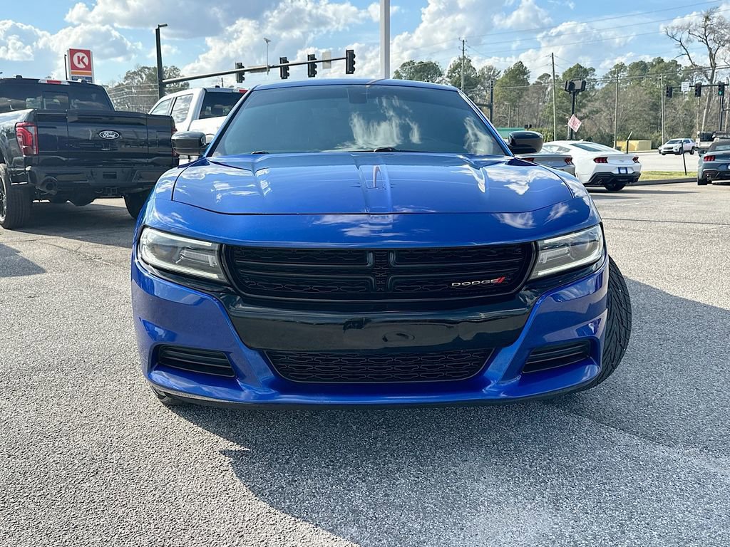 Used 2018 Dodge Charger SXT w/ Blacktop Package image 6
