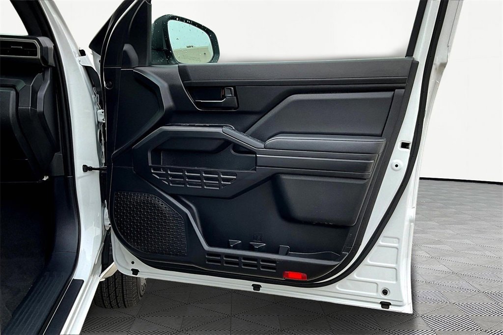 Used 2024 Toyota Tacoma SR image 22