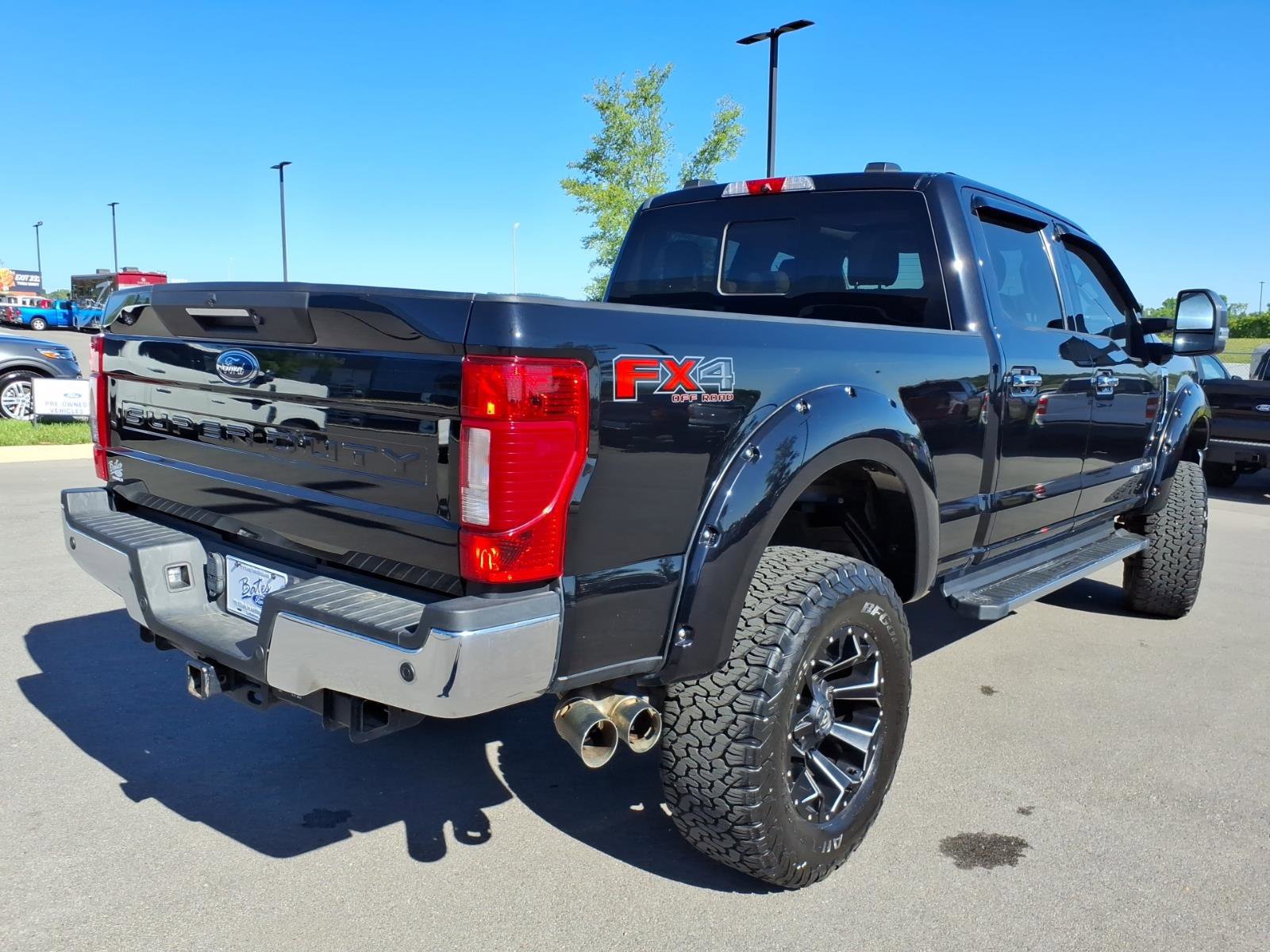 Certified 2021 Ford F250 Lariat w/ Lariat Ultimate Package AWD/4WD image 3