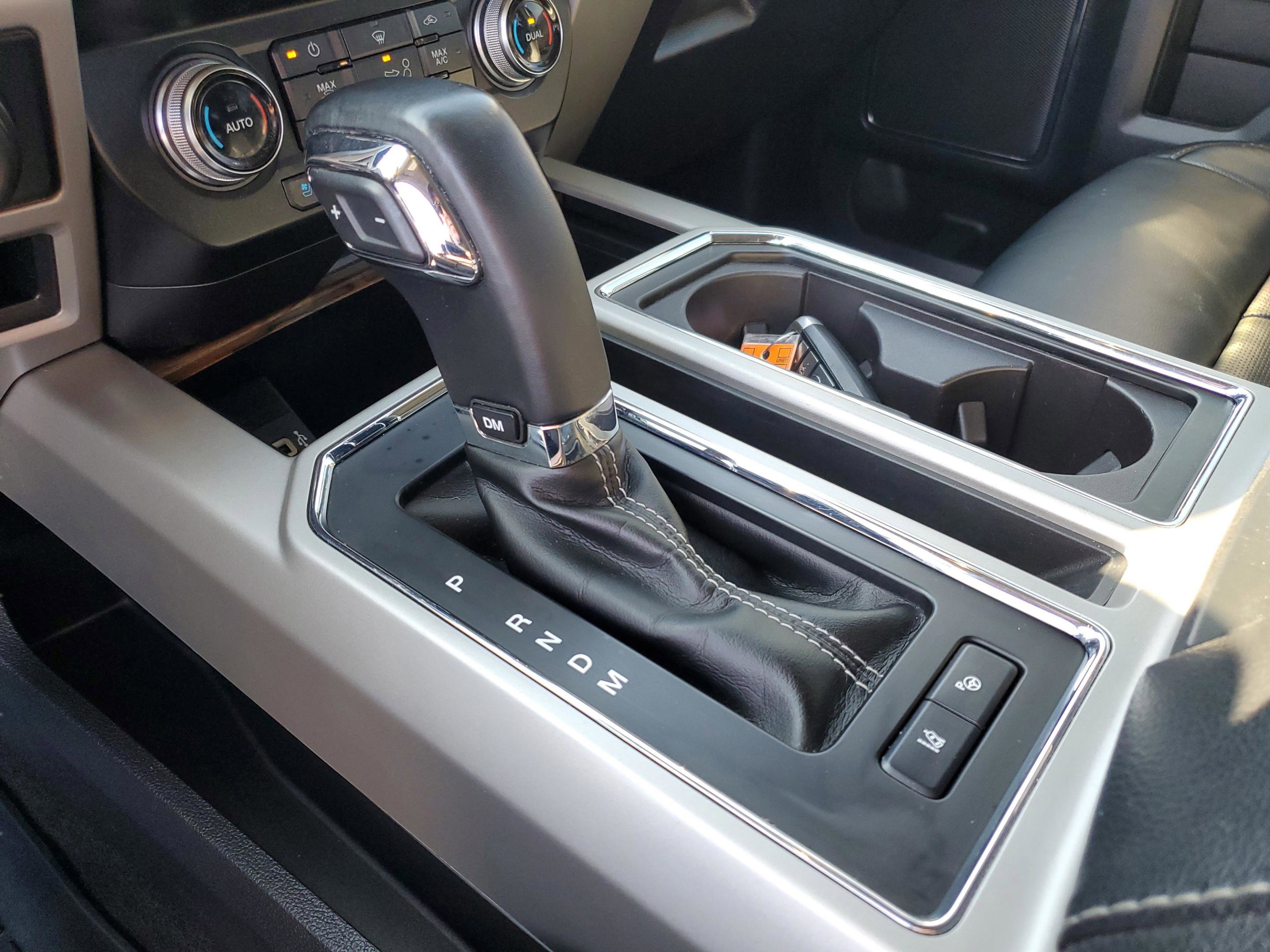 Certified 2019 Ford F150 Lariat w/ Equipment Group 502A Luxury image 32