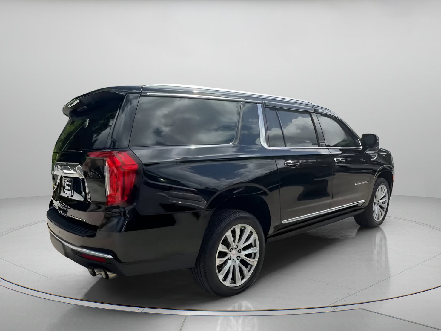 Used 2022 GMC Yukon XL Denali w/ Max Trailering Package RWD image 29