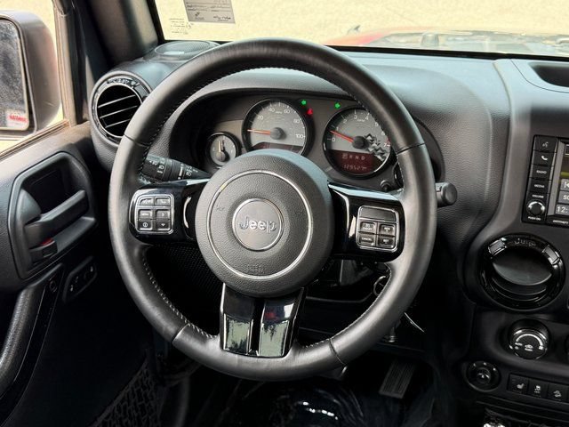 Used 2017 Jeep Wrangler Unlimited Sahara AWD/4WD image 16