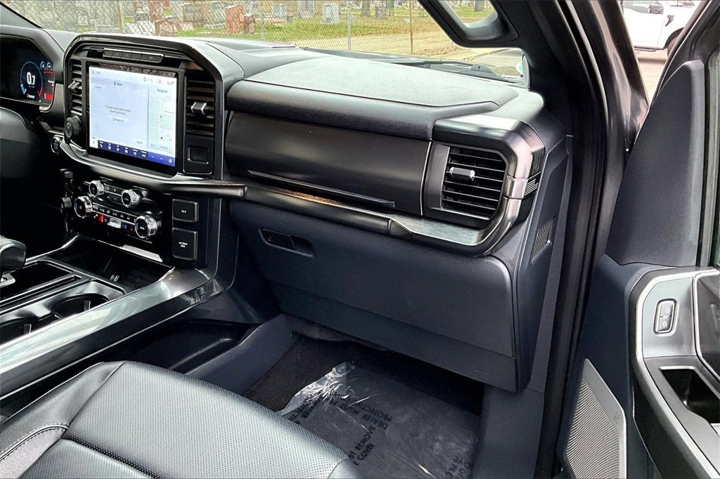 Certified 2022 Ford F150 Lariat w/ Equipment Group 502A High image 15