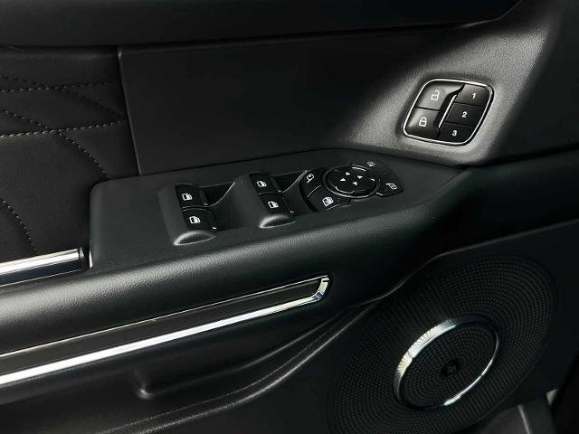 Certified 2023 Ford Expedition Platinum image 25