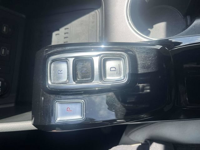 Used 2023 Hyundai Sonata SEL w/ Convenience Package FWD image 32