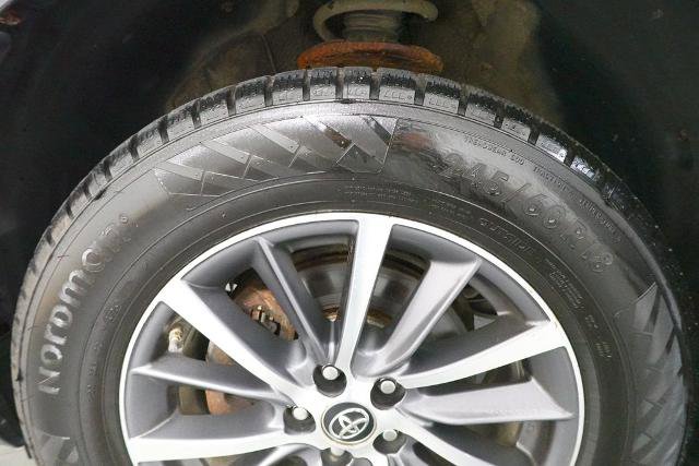 Used 2019 Toyota Highlander XLE AWD/4WD image 39