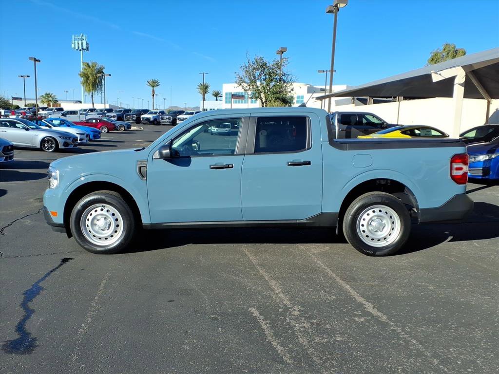 Certified 2022 Ford Maverick XL image 3