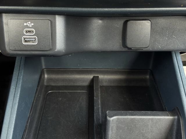 Certified 2025 Ford Maverick XL w/ Equipment Group 102A image 19