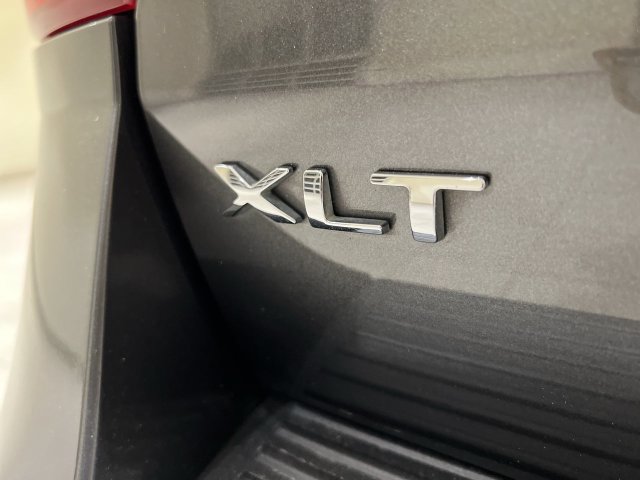 Certified 2020 Ford Expedition XLT w/ Equipment Group 202A AWD/4WD image 29