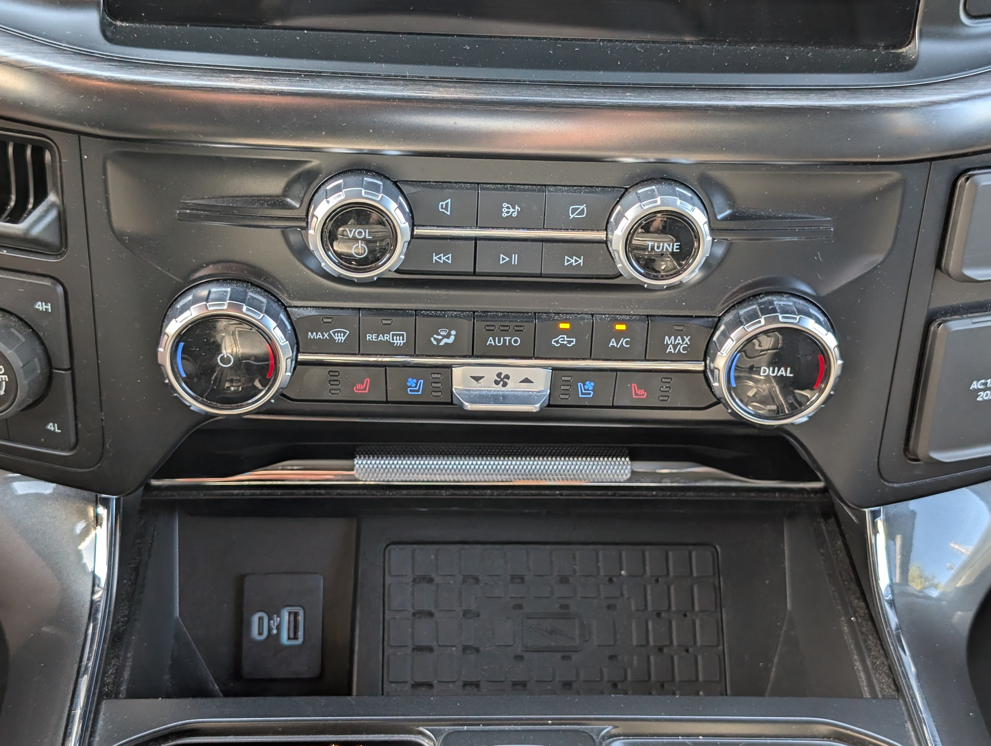 Certified 2023 Ford F150 Lariat w/ Equipment Group 502A High AWD/4WD image 25