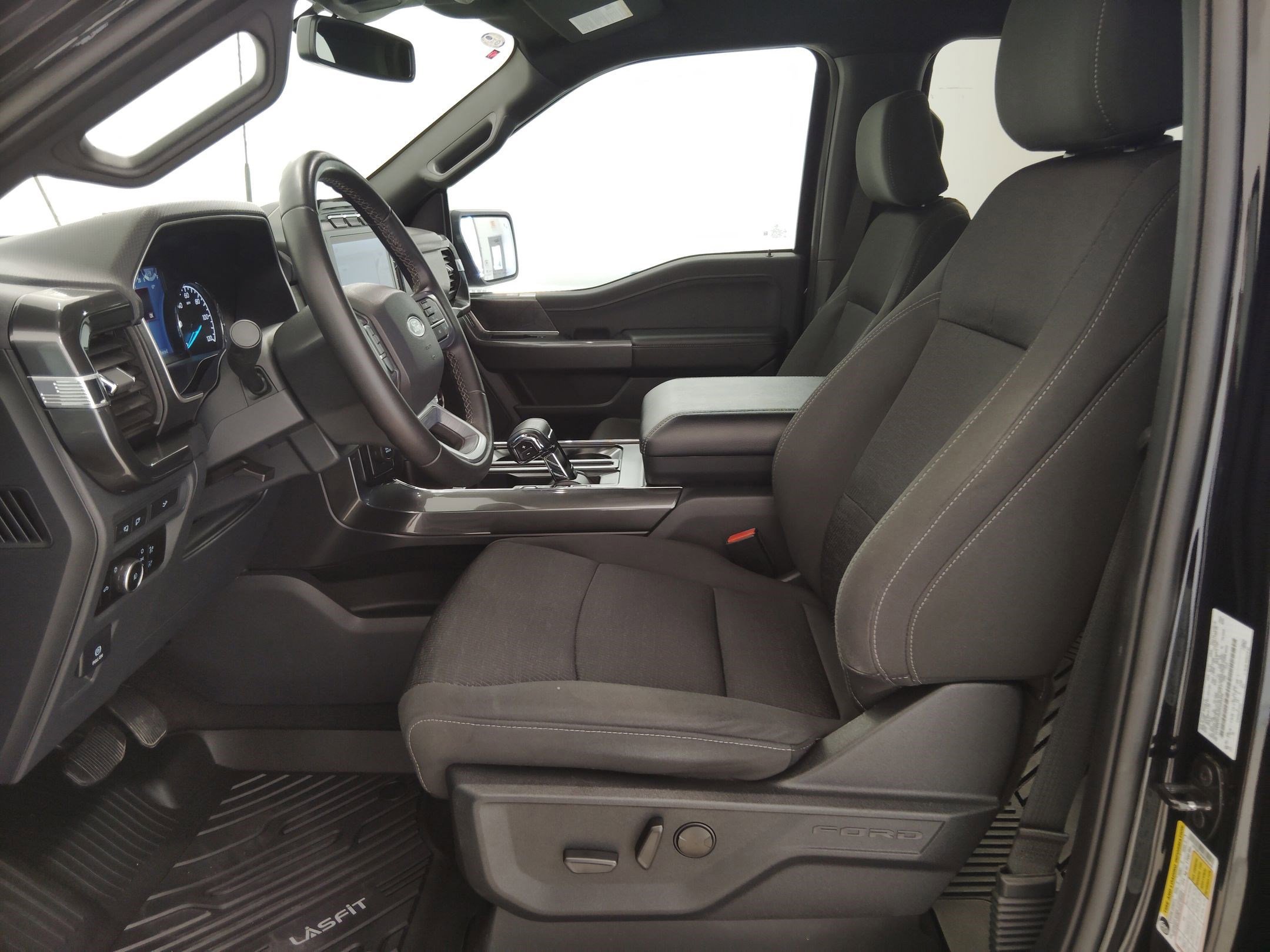 Certified 2023 Ford F150 XLT w/ Equipment Group 302A High image 10