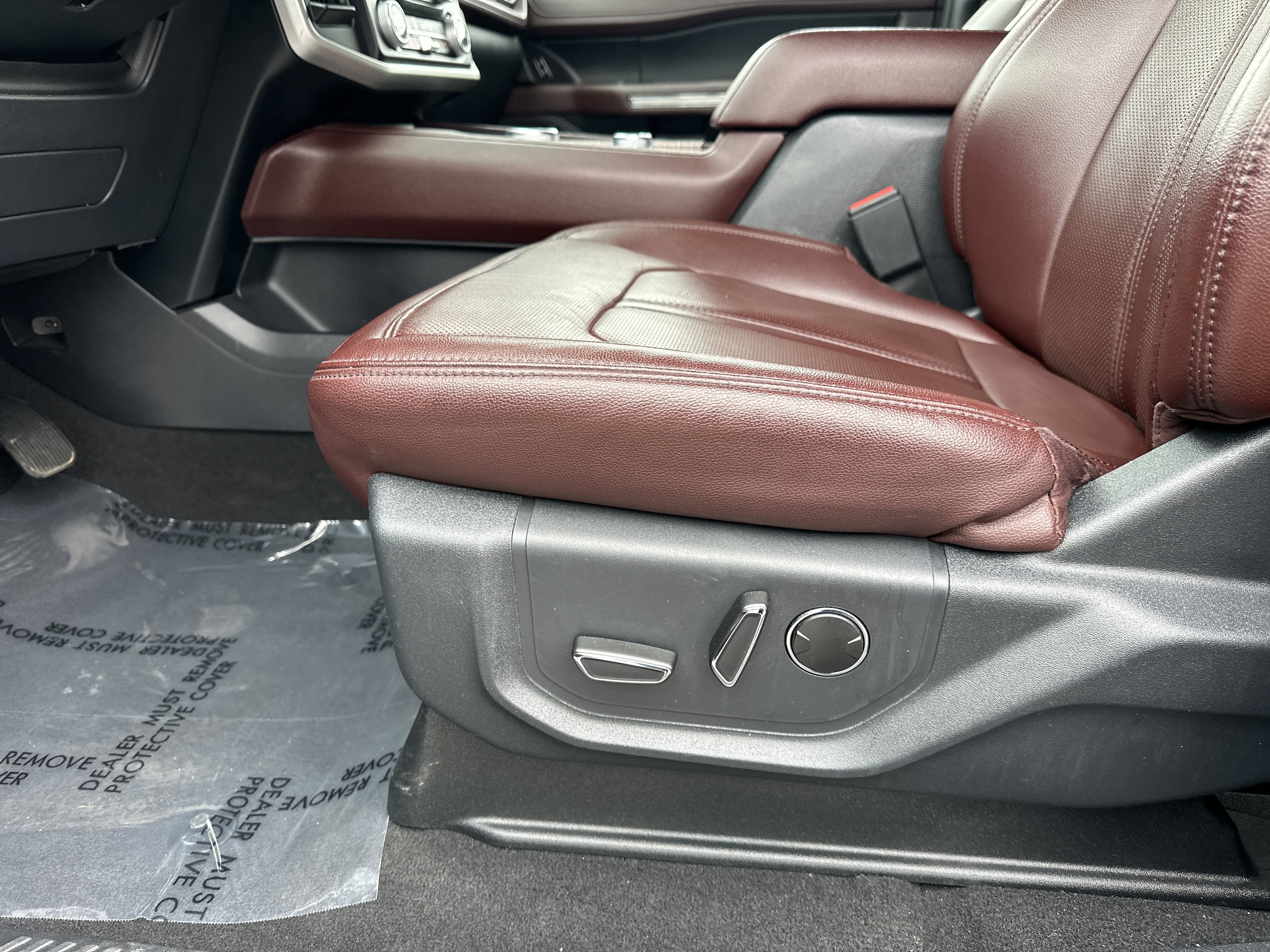 Certified 2024 Ford Expedition Limited image 16