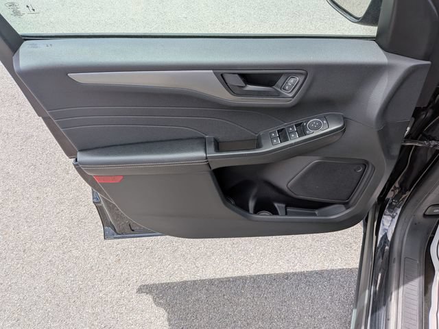 Certified 2023 Ford Escape Active w/ Tech Pack #1 AWD/4WD image 6