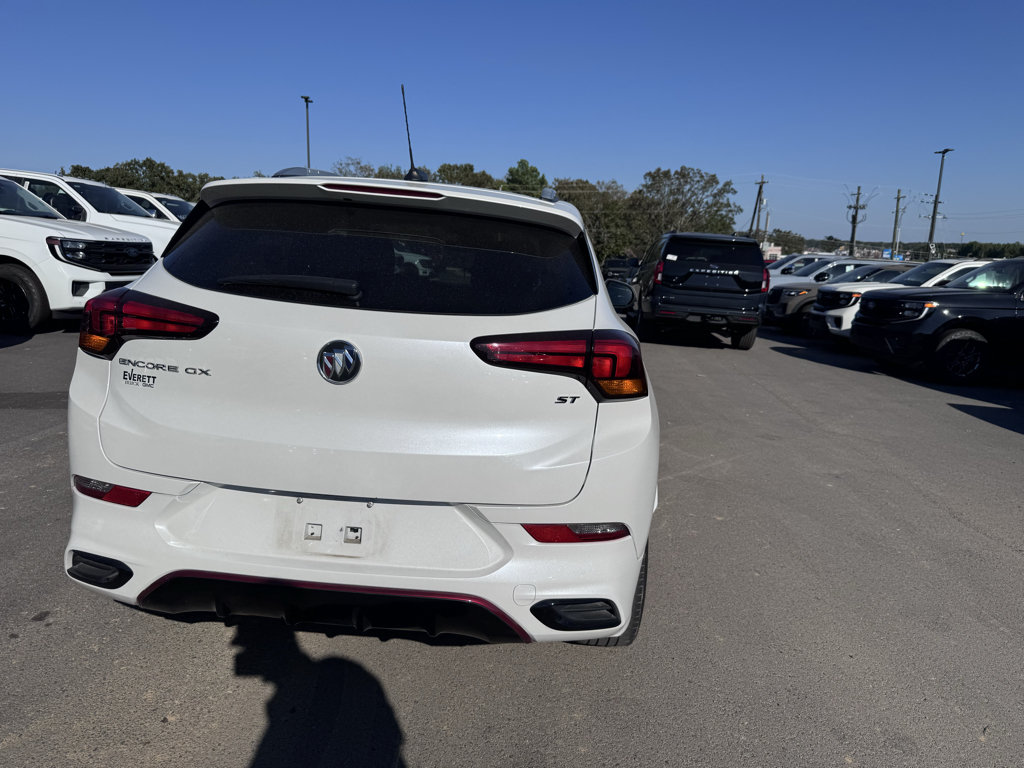 Used 2023 Buick Encore GX Select w/ Experience Buick Package FWD image 7