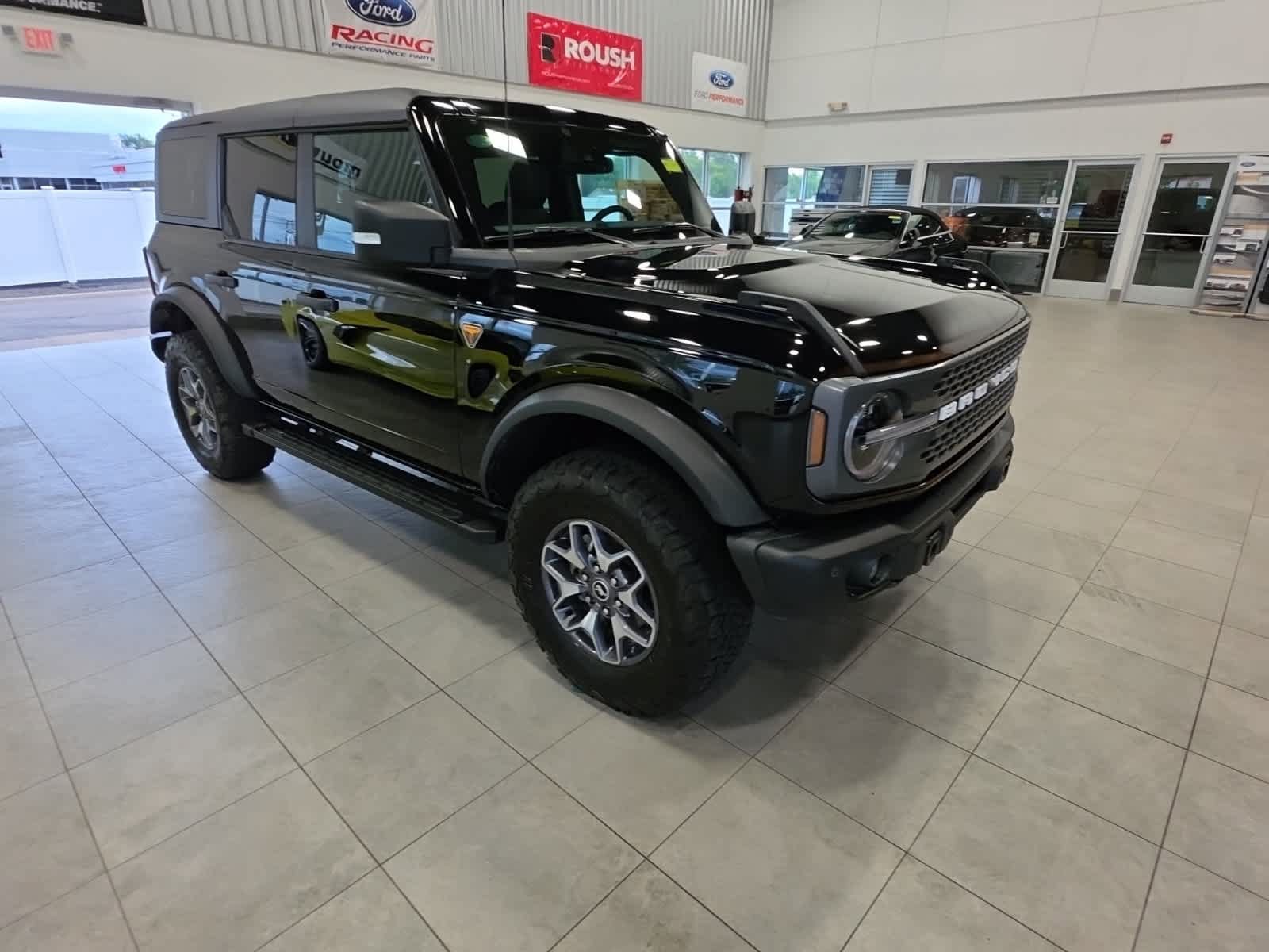 Certified 2023 Ford Bronco Badlands AWD/4WD image 5