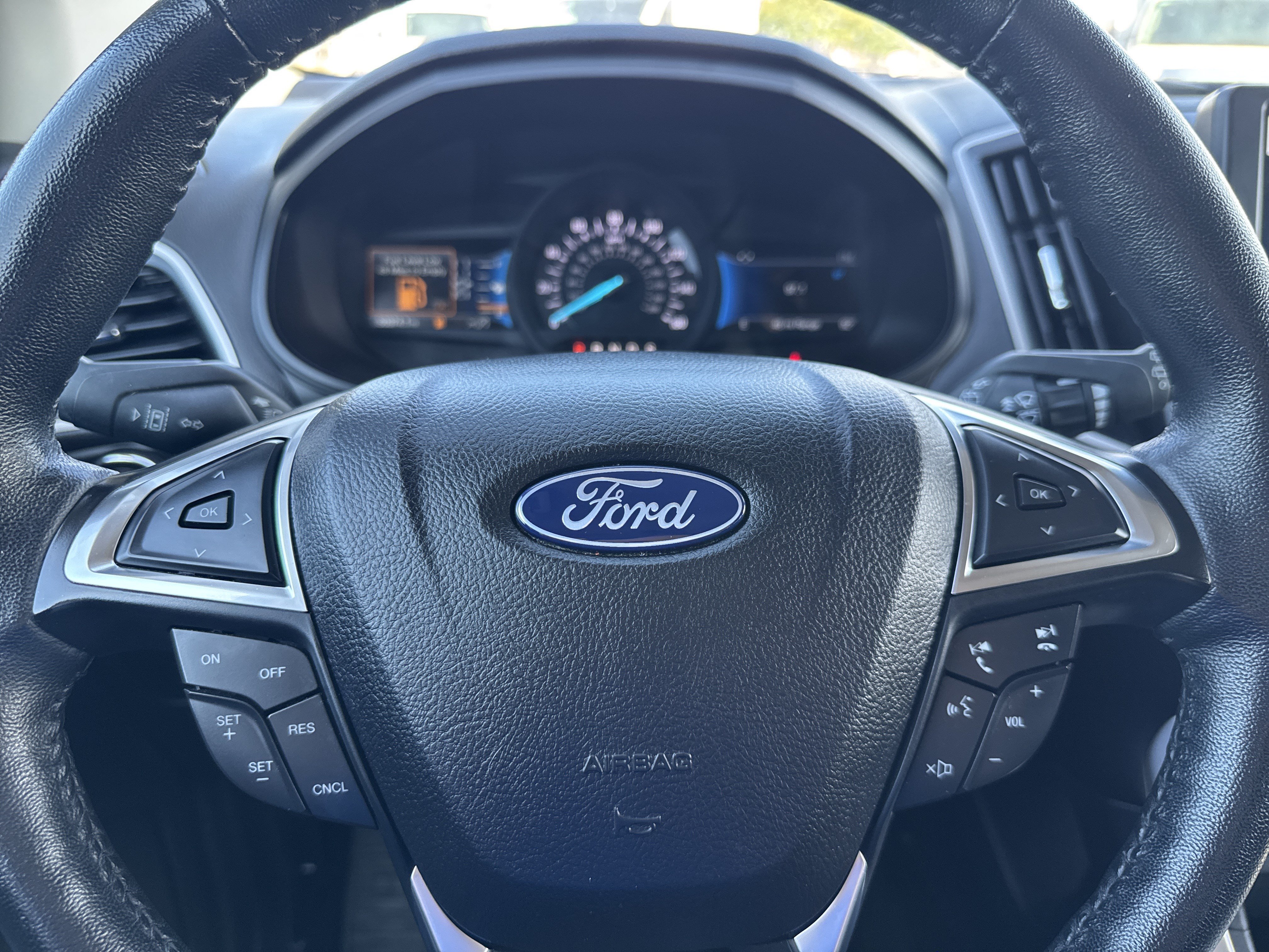 Certified 2024 Ford Edge SEL AWD/4WD image 15