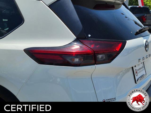 Used 2023 Nissan Rogue S FWD image 13