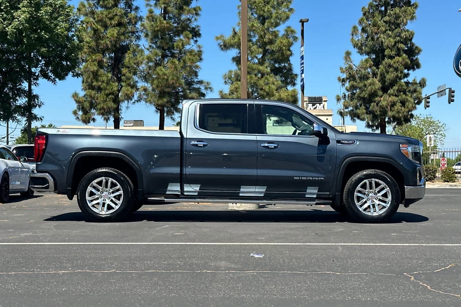 Used 2019 GMC Sierra 1500 SLT w/ SLT Premium Plus Package image 6