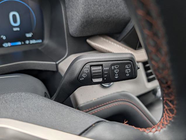 Certified 2025 Ford Explorer Active image 26