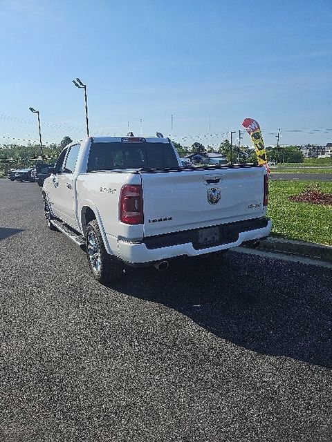 Used 2021 RAM 1500 Laramie AWD/4WD image 2